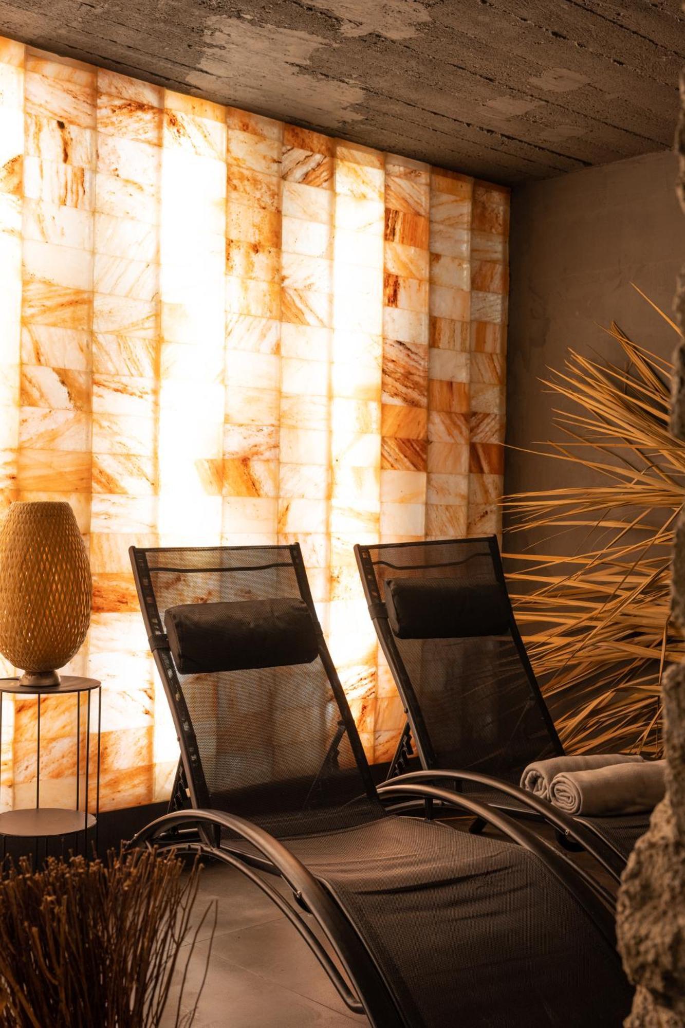 مبيت وإفطار نوفه تارخ Oberza Pod Roza Restauracja, Sauny, Jacuzzi المظهر الخارجي الصورة